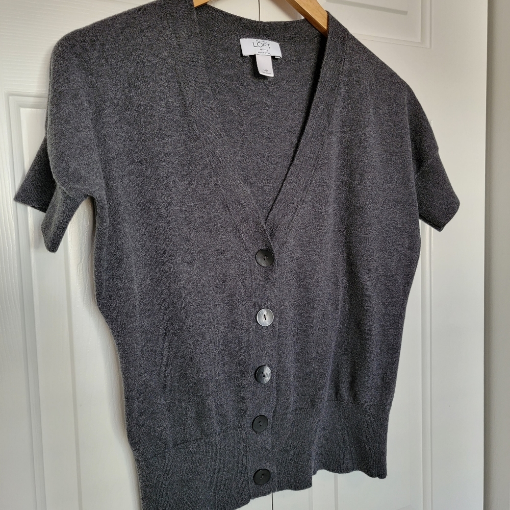 Ann Taylor Loft Short Sleeve Cardigan